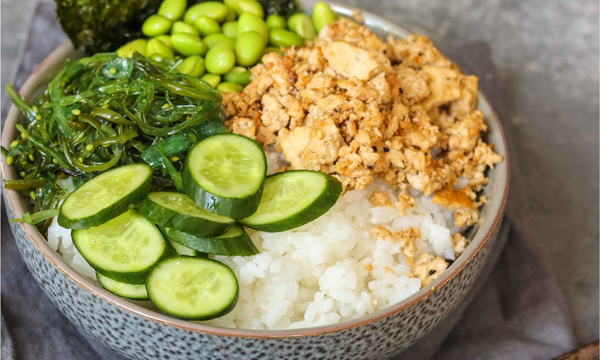 Rice Sushi Salad with Crispy Tofu